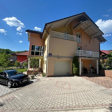 Apartman D&D ヤイツェ エクステリア 写真